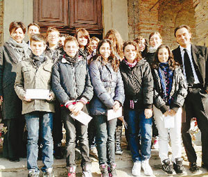 Studenti con Alberto Cirio, Paola Bogetto e Roberto Bodrito