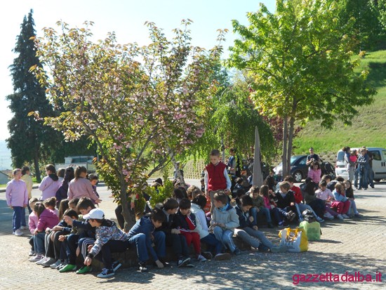 Festa dell'Albero: bambini insieme, amici della natura!