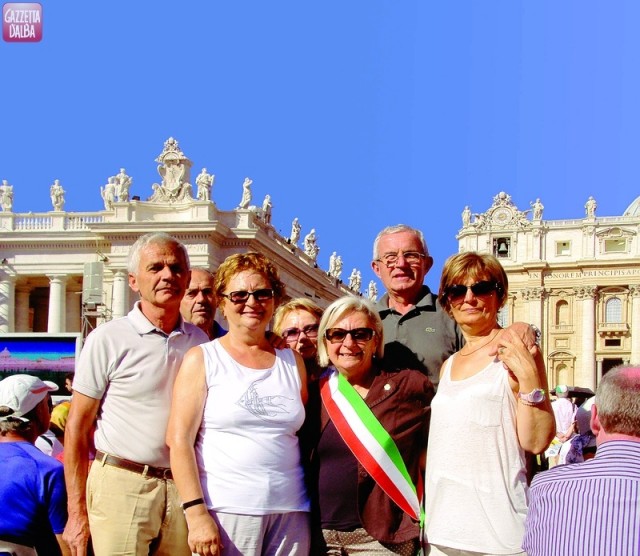 bra piazza san pietro