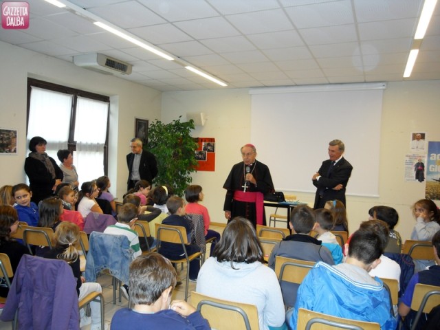 vescovo-doposcuola-piobesi-ottobre2013