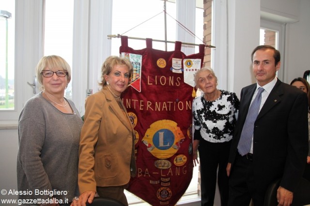 Da sinistra la segretaria Silvana Bertello, la cerimoniera Mary Monte, il presidente Gionni Marengo e il censore Giovanna Bergui