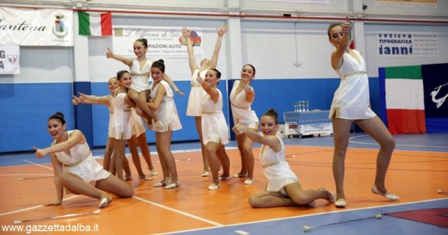 twirling gruppo ok