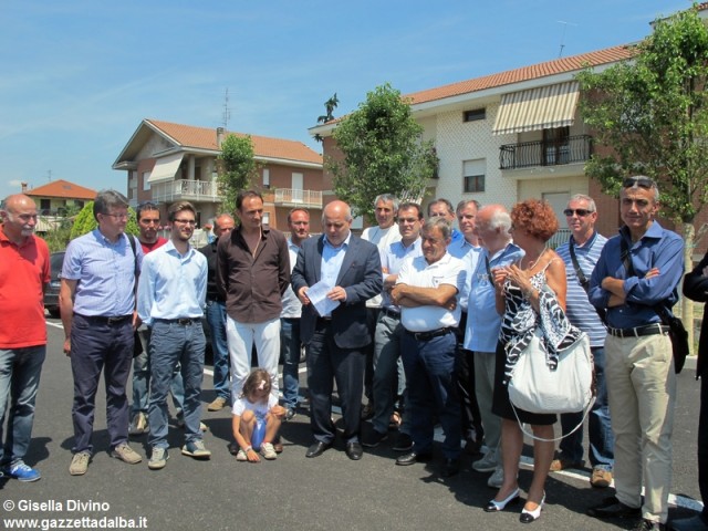 inaugurazione-parcheggio-corso-piave-alba-giugno2015 (1)