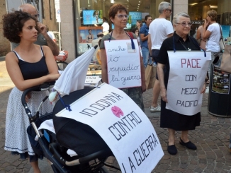 Sabato 25 manifestazione silenziosa delle donne in nero contro la guerra