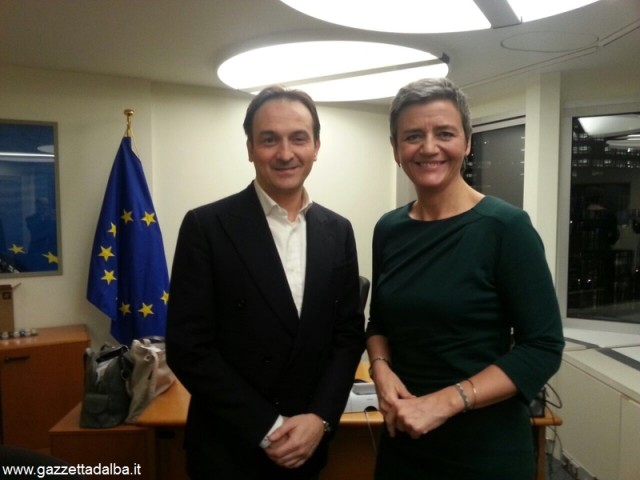 Alberto Cirio con la danese Margrethe Vestager, commissario europeo per la concorrenza