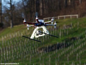 hexacopter-113477_1920(1)