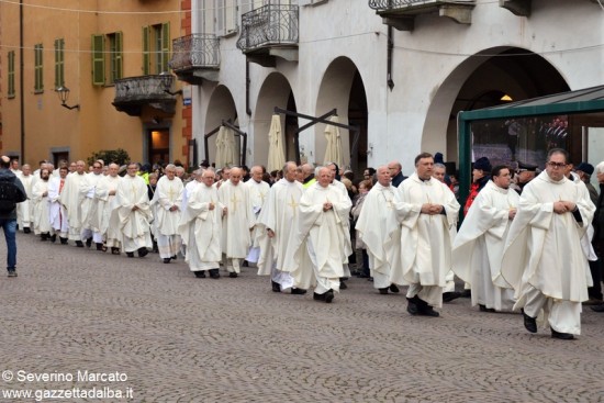 Alba accoglie con solennità il nuovo Vescovo 15