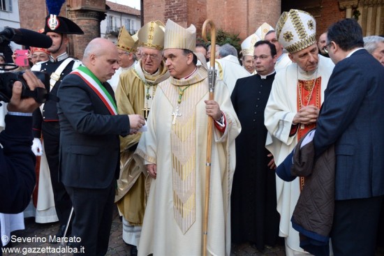 Alba accoglie con solennità il nuovo Vescovo 5