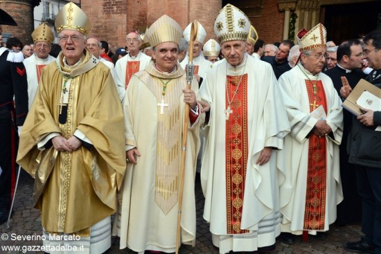 Alba accoglie con solennità il nuovo Vescovo 2