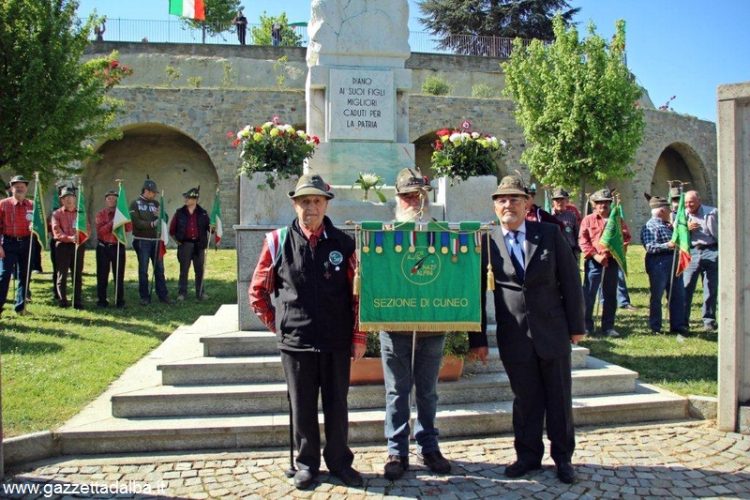 Alpini in Langa radunati a Diano 7