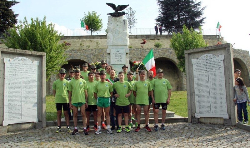 Alpini in Langa radunati a Diano