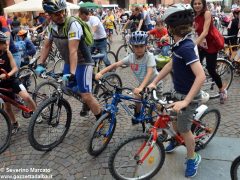 Alba in bici: la fotogallery 13