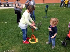 Mamma, pap&agrave;, giochiamo al parco Sobrino. Sabato 21 il bis 26