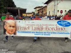 Ceresole imbandierata ha reso omaggio alle penne nere 47