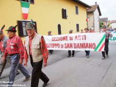 Ceresole imbandierata ha reso omaggio alle penne nere 1