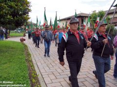 Ceresole imbandierata ha reso omaggio alle penne nere 12