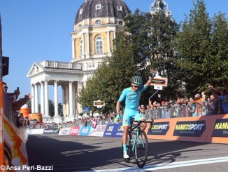 Ciclismo: niente bis per Rosa alla Milano-Torino 1