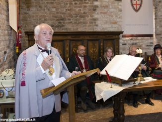 I cavalieri del tartufo accolgono Alan Bryden presidente della federazione delle confraternite del vino