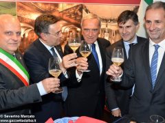 Pietro Grasso inaugura la Fiera del tartufo 2016 3