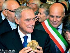 Pietro Grasso inaugura la Fiera del tartufo 2016 4