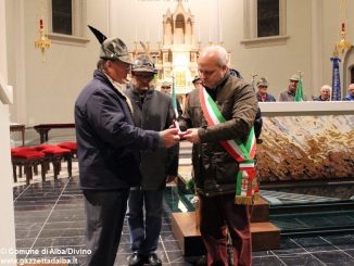 Alba: la piastrina dell’Alpino Luigi Airale consegnata al Sindaco Maurizio Marello