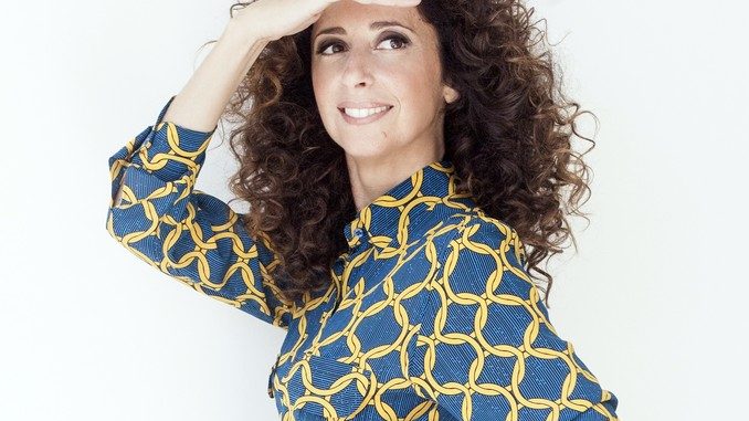 L'attrice Teresa Mannino, al Sociale di Alba, racconta di sé