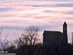 Dolce nebbia. Ecco le foto più belle degli orizzonti di Langa 1