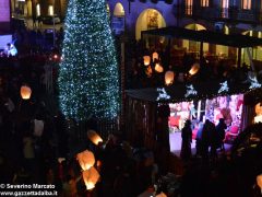 Fotogallery: lo spettacolo delle fontane luminose in piazza Duomo 6