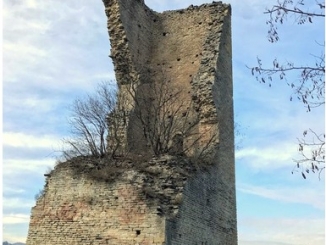 Servono lavori urgenti per consolidare la torre medievale