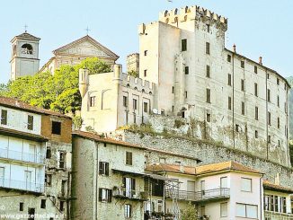 Il Comune vuole comprare il castello dei Caldera