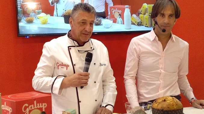 Lo chef Oldani presenta per Galup il panettone Milano pop con paletta di fico d'India candita