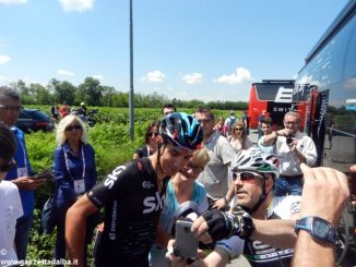 Giro d'Italia: Diego Rosa dà spettacolo su Pordoi, Valparola e Gardena