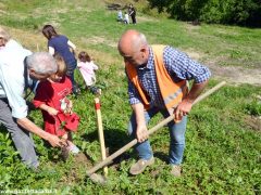 Dietro al Salone di Vezza nascerà un bosco, grazie ai bimbi e alla Regione