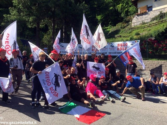 Giro d'Italia: Diego Rosa dà spettacolo sui passi Pordoi, Valparola e Gardena