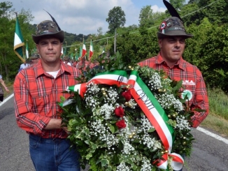 A Monteu il tripudio delle penne nere roerine. Ecco le foto 10