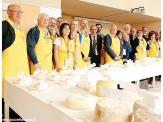 24 caseifici cuneesi premiati dall’Onaf al castello di Grinzane