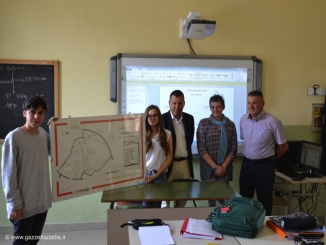 La Vivalb ha donato due lim alla scuola Enologica di Alba