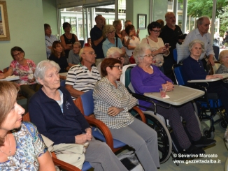 Inaugurati all'Ottolenghi di Alba un nuovo giardino verticale e sollevatori per gli ospiti