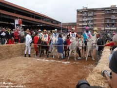 Tutte le foto più belle del Palio degli asini, vinto dal borgo dei Brichet 65