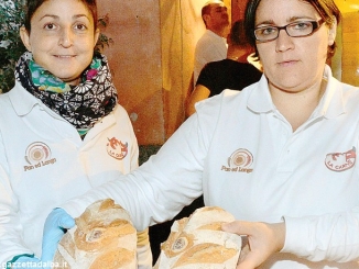 Ad Alba è tempo di salsiccia  di Bra e pan ëd Langa