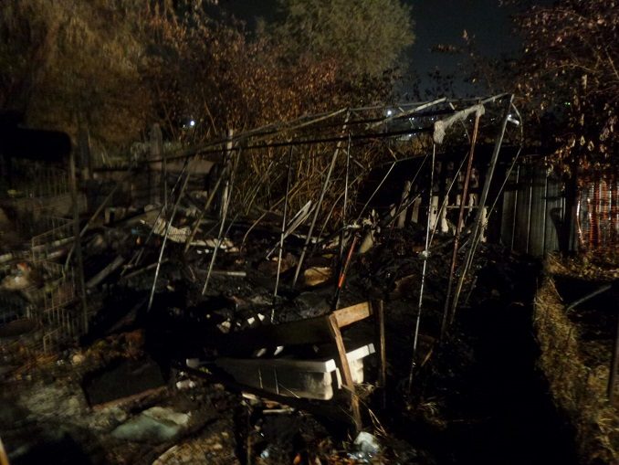 Alba: domato dai vigili del fuoco un incendio nei pressi del cimitero 2