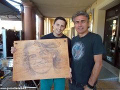 Giovanni Botta, una Bic e una tavola di legno per la magia di un ritratto 3