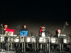 Una festa di note per il concerto di Natale della media Pertini 9