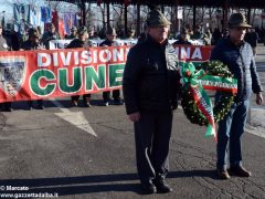 Domenica 28, ad Alba, gli Alpini hanno ricordato la ritirata di Russia 1