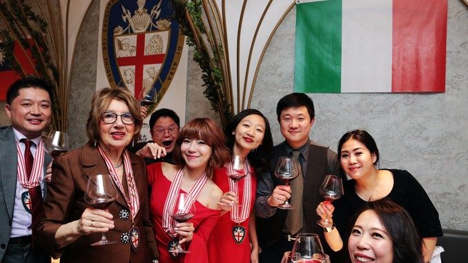 I cavalieri del tartufo e dei vini d'Alba sono arrivati anche a Taiwan