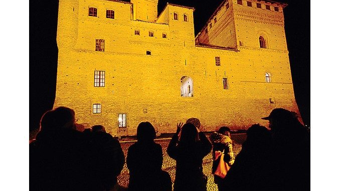 lluminazione e progetti nuovi al castello di Grinzane Cavour