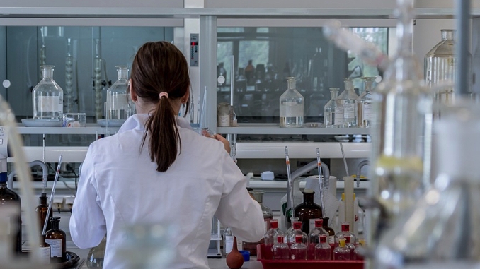 Mad for science: al via il nuovo concorso per i licei scientifici piemontesi