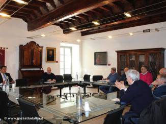 Alba: incontro tra la Miroglio, i sindaci della zona e Maurizio Marello