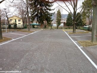 Sulla statale 231 a Piana Biglini è stato aperto l’atteso parcheggio