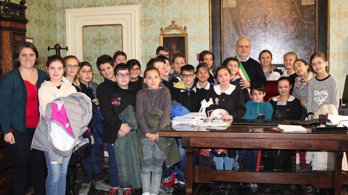 Alba: gli studenti visitano municipio con il progetto “La scuola in comune”